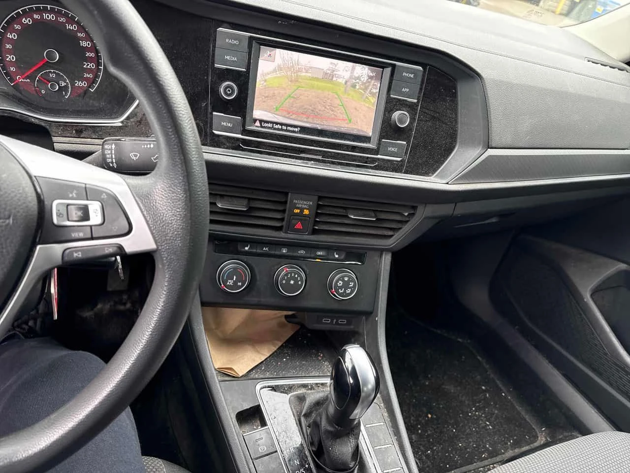 VW Jetta * Comfortline * ПОДГРЕВ* KEYLESS* , снимка 9 - Автомобили и джипове - 54456860