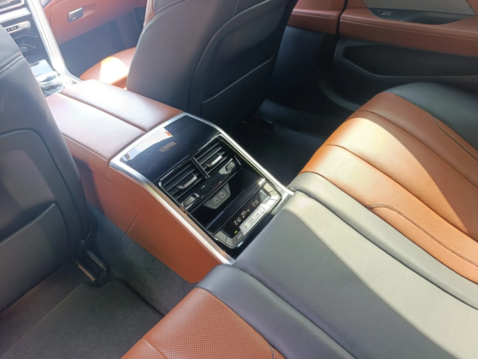 BMW 840 Xdrive , снимка 16 - Автомобили и джипове - 54649515