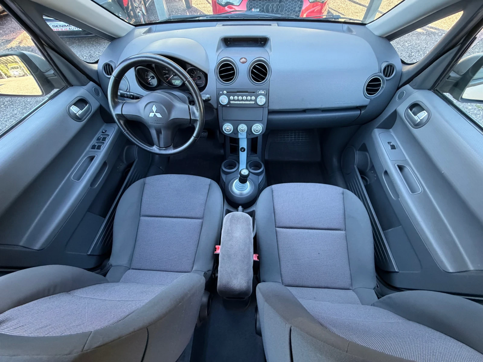 Mitsubishi Colt 1.3 * AUTOMAT* KLIMA* REALNI KM* , снимка 9 - Автомобили и джипове - 54716718
