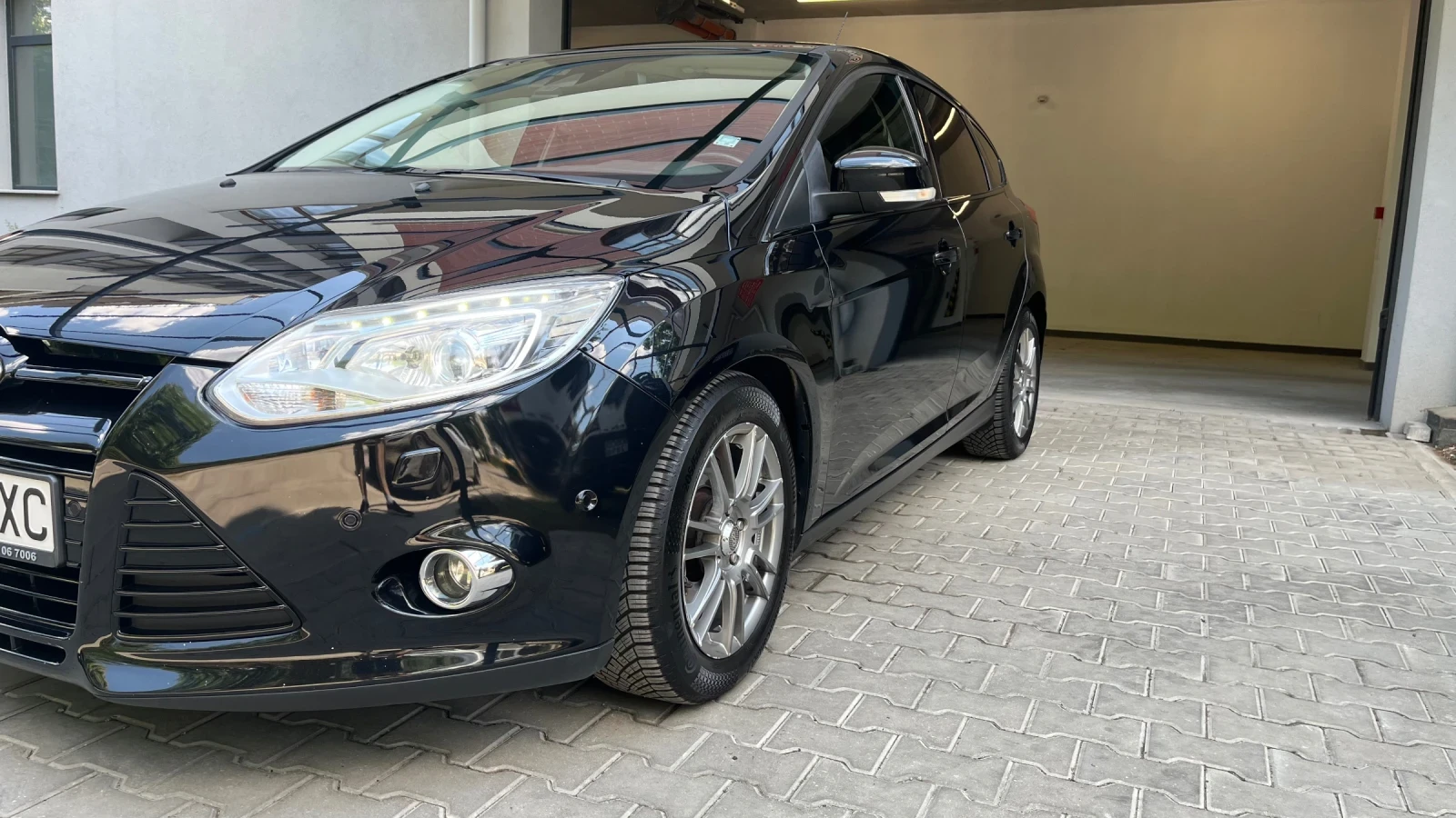 Ford Focus 1.6 turbo Titanium, снимка 2 - Автомобили и джипове - 55250359