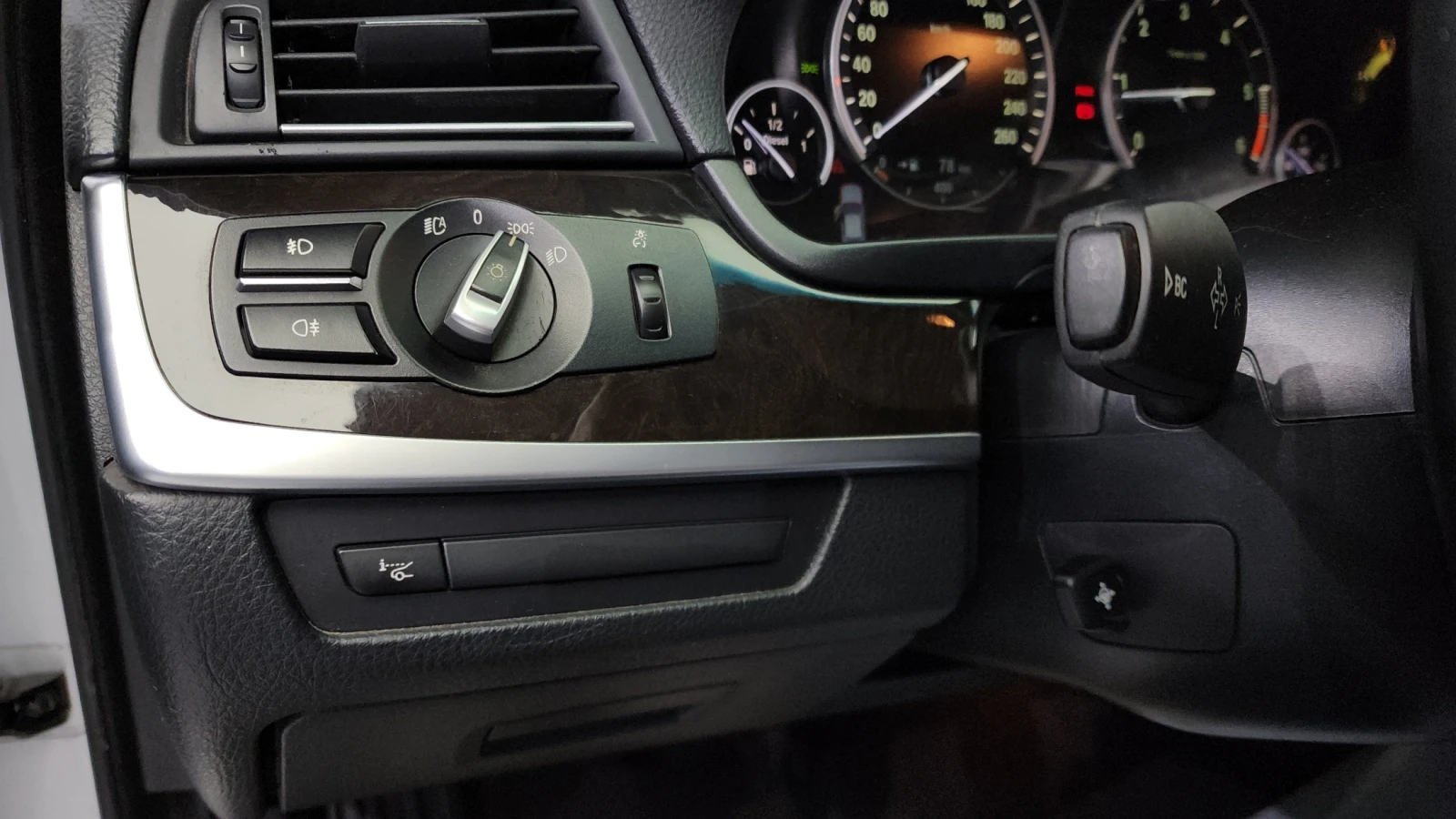 BMW 520 D, снимка 8 - Автомобили и джипове - 55404621