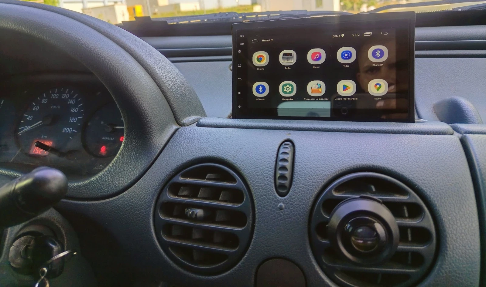 Renault Kangoo Газ бензин климатик, снимка 6 - Автомобили и джипове - 55420204