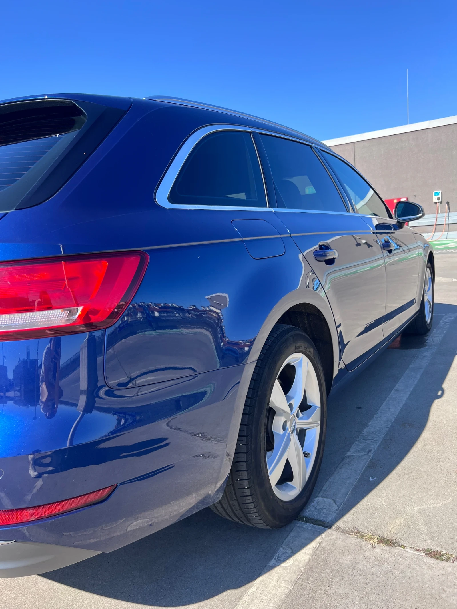 Audi A4 2.0 TDI S-tronic Avant, снимка 13 - Автомобили и джипове - 55680294