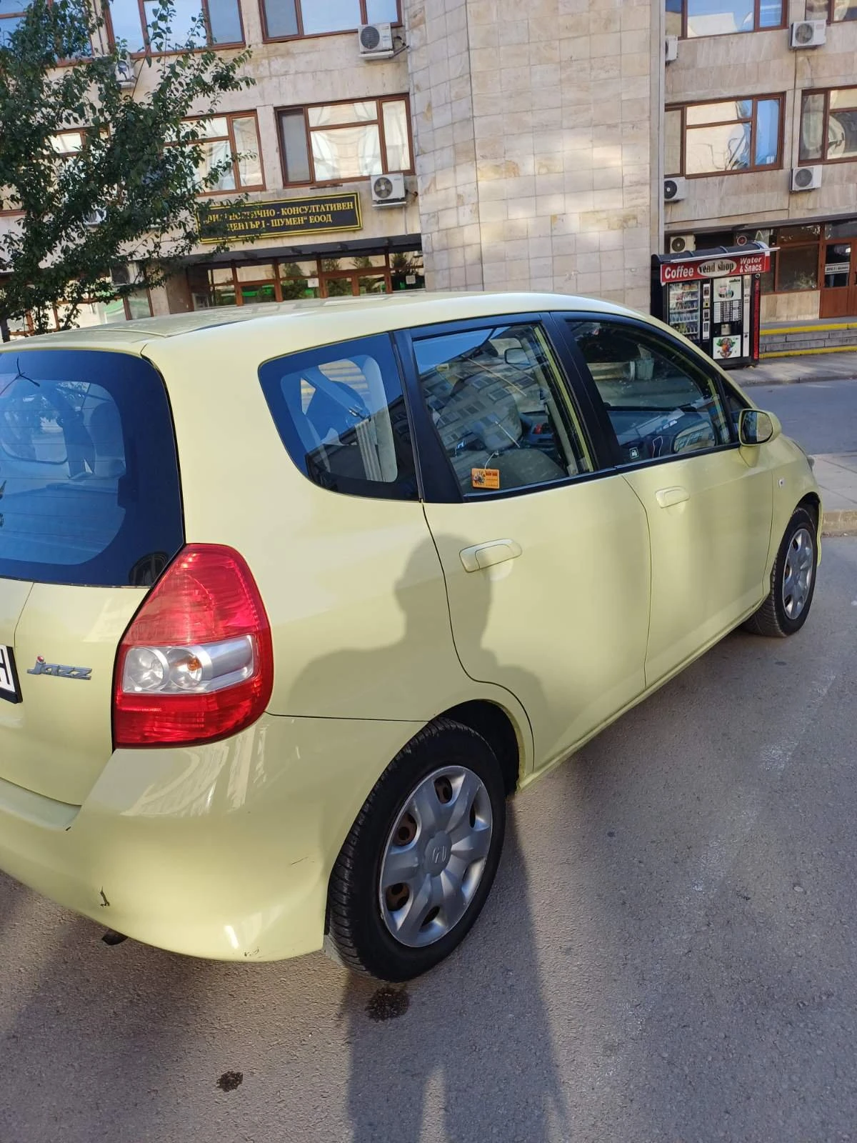 Honda Jazz, снимка 3 - Автомобили и джипове - 55683421