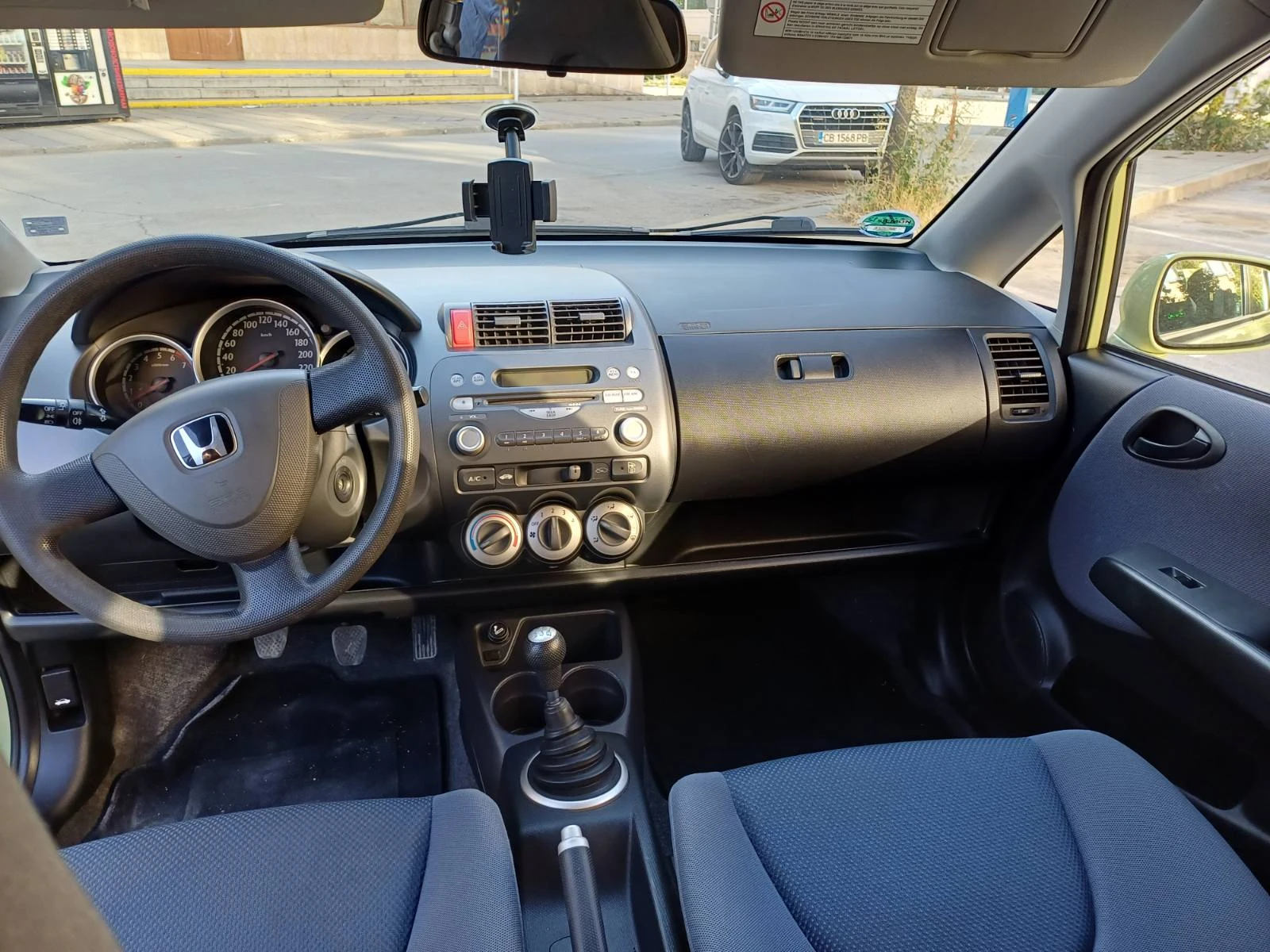 Honda Jazz, снимка 5 - Автомобили и джипове - 55683421