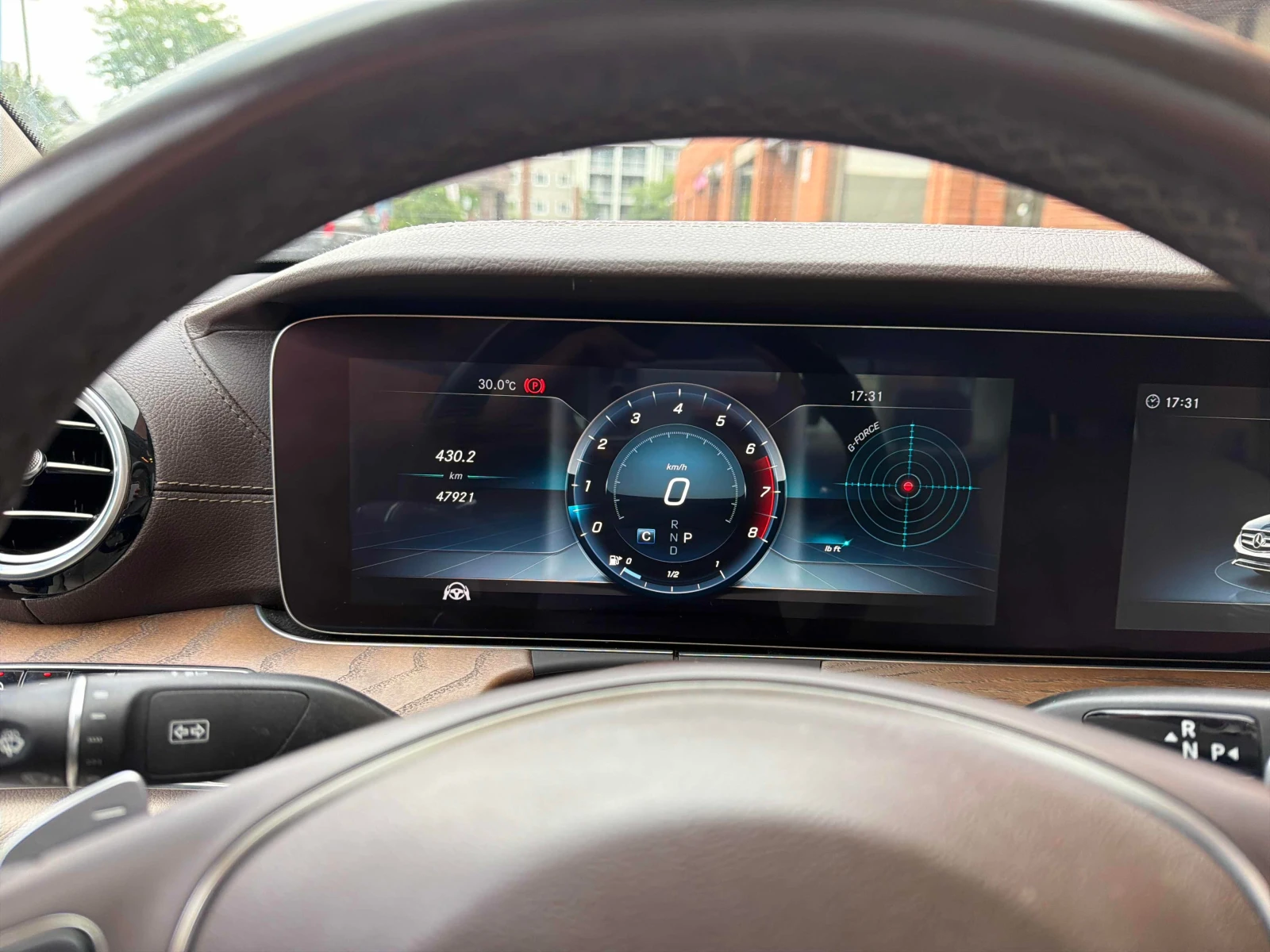 Mercedes-Benz E 400 4МАТIC| DIS| BURMESTER| 360КАМЕРИ, снимка 8 - Автомобили и джипове - 56139056
