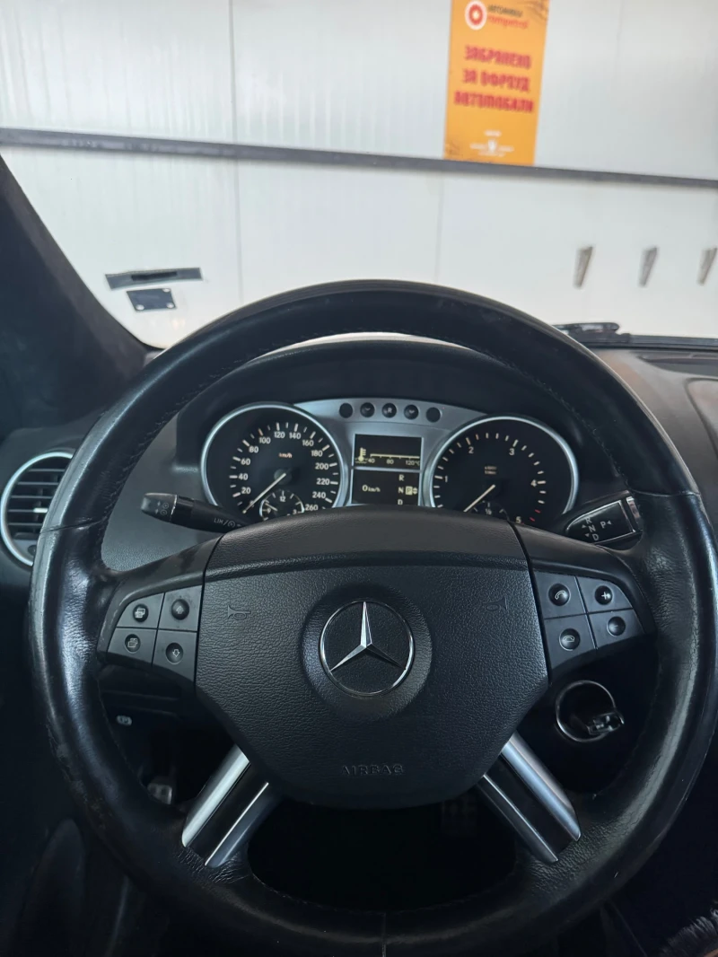 Mercedes-Benz ML 320 Mercedes Ml 320 CDI  Sport, снимка 13 - Автомобили и джипове - 48623401