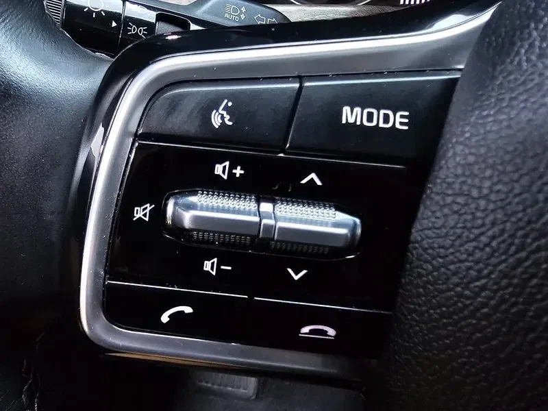 Kia Sorento 2.5T Prestige, снимка 11 - Автомобили и джипове - 56505083