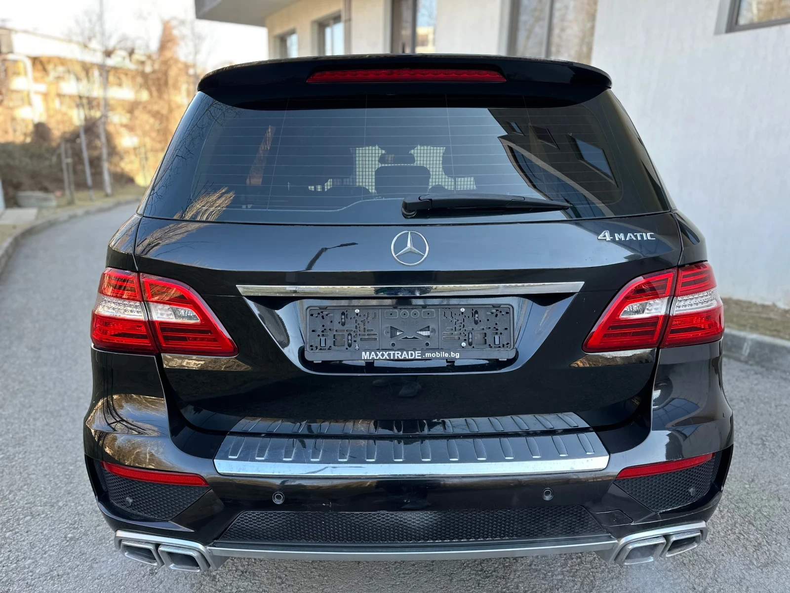 Mercedes-Benz ML 500 AMG OPTIC / РЕГИСТРИРАН - изображение 6