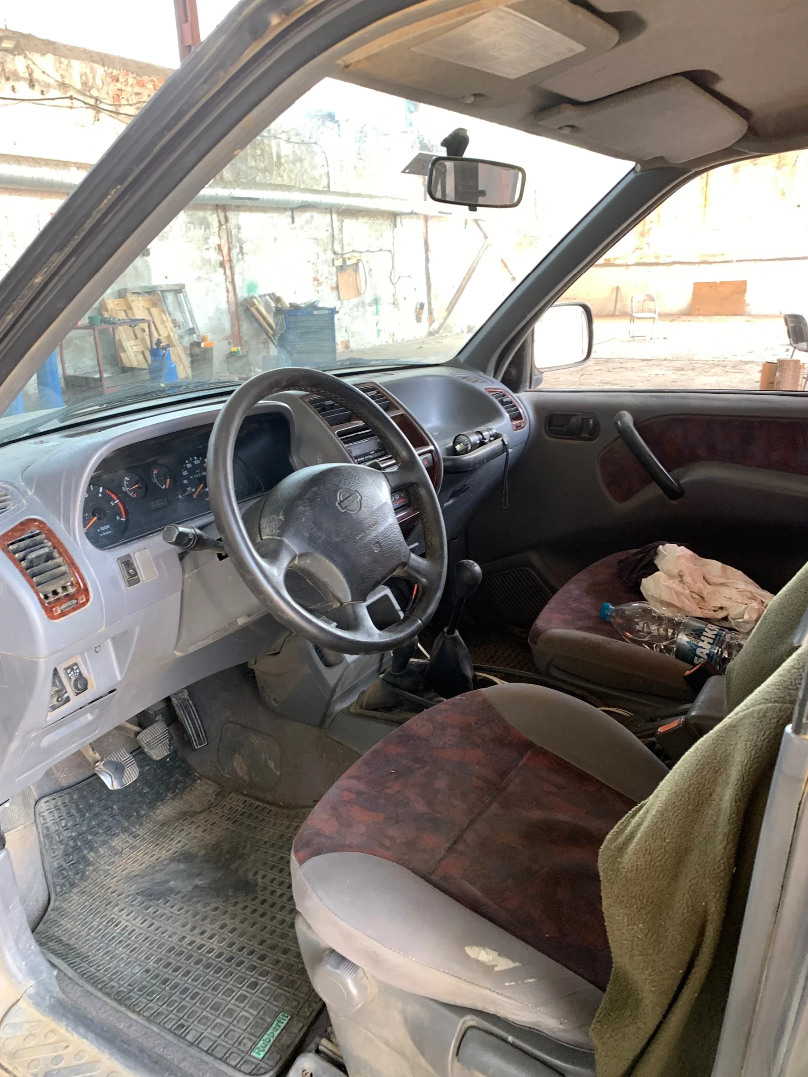 Nissan Terrano  - изображение 5