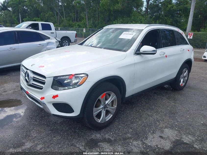 Mercedes-Benz GLC 300 2.0L I-4 DI, DOHC, VVT, TURBO, 241HP - изображение 2