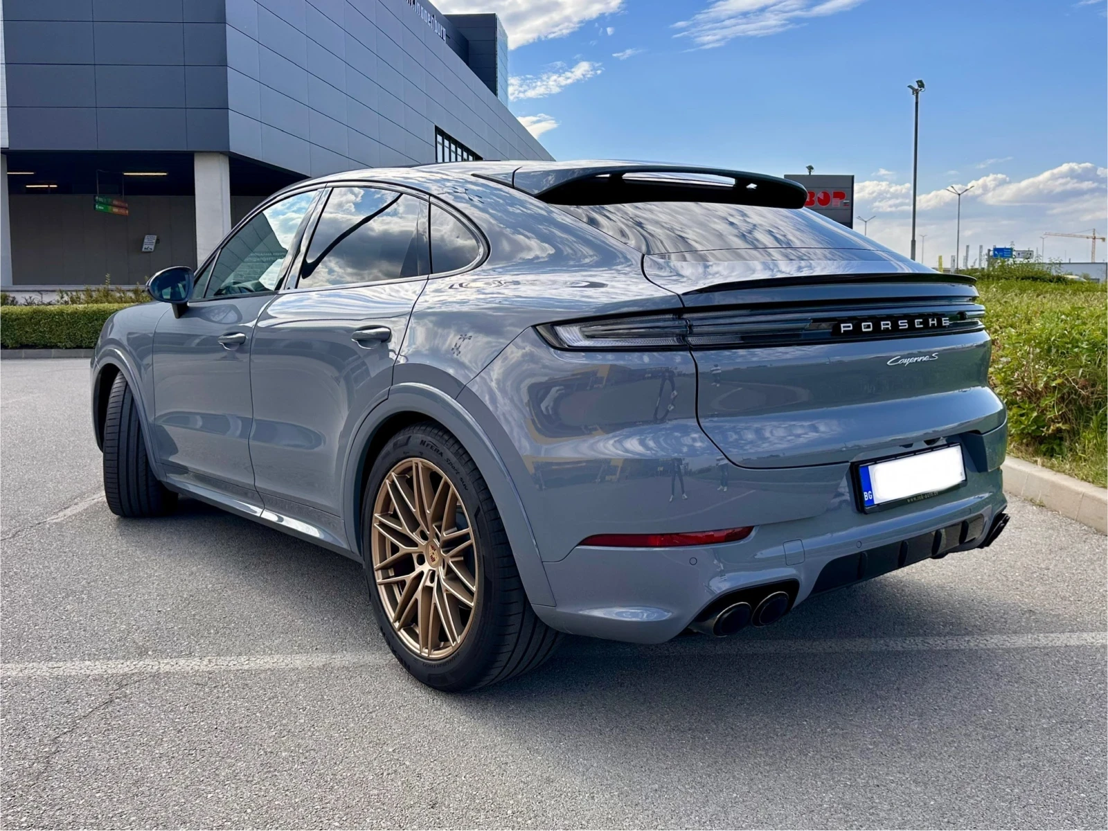 Porsche Cayenne S Coupe - изображение 4