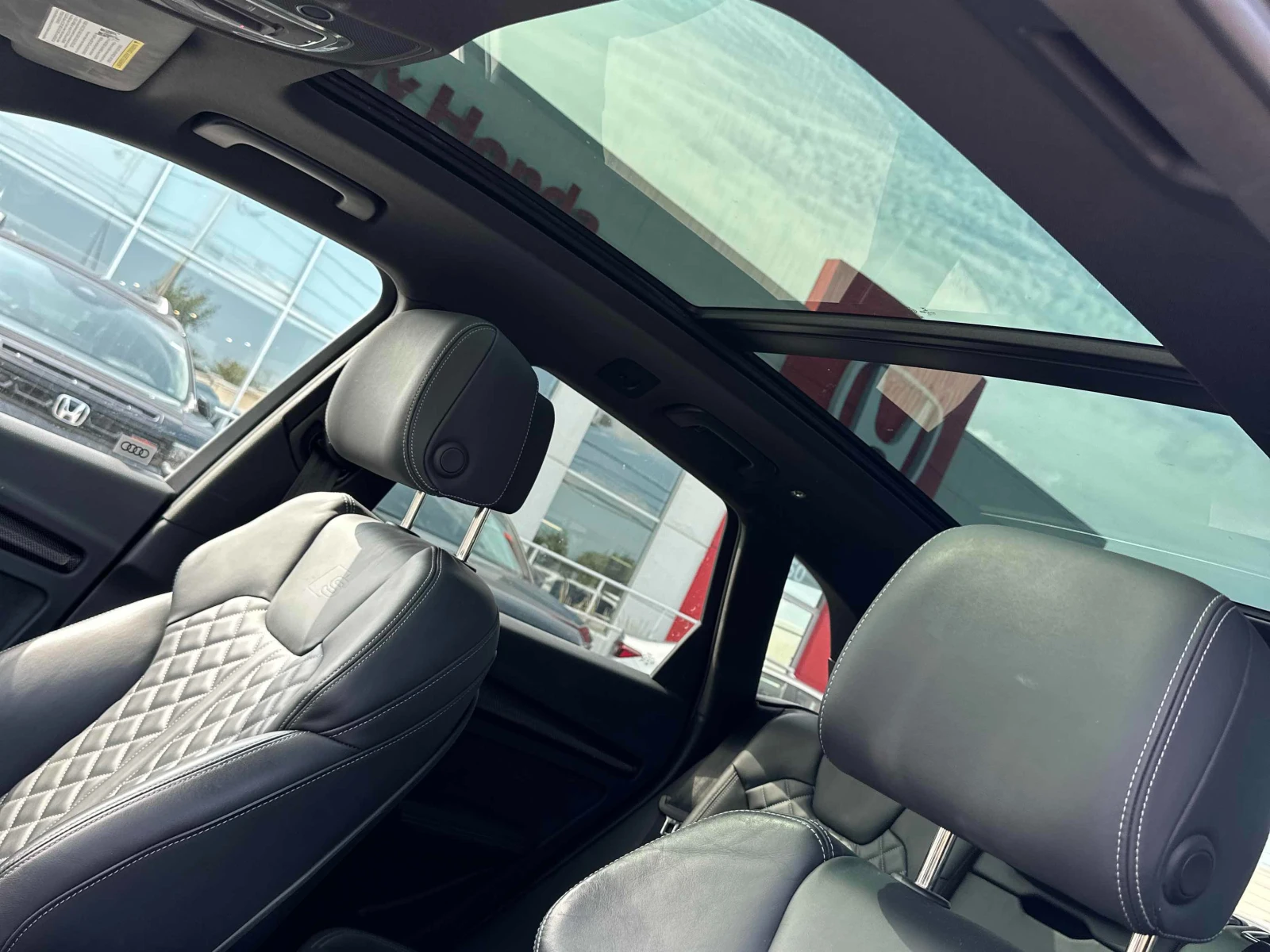 Audi SQ5 Progressiv * * CARFAX * * АВТО КРЕДИТ * *  - изображение 9