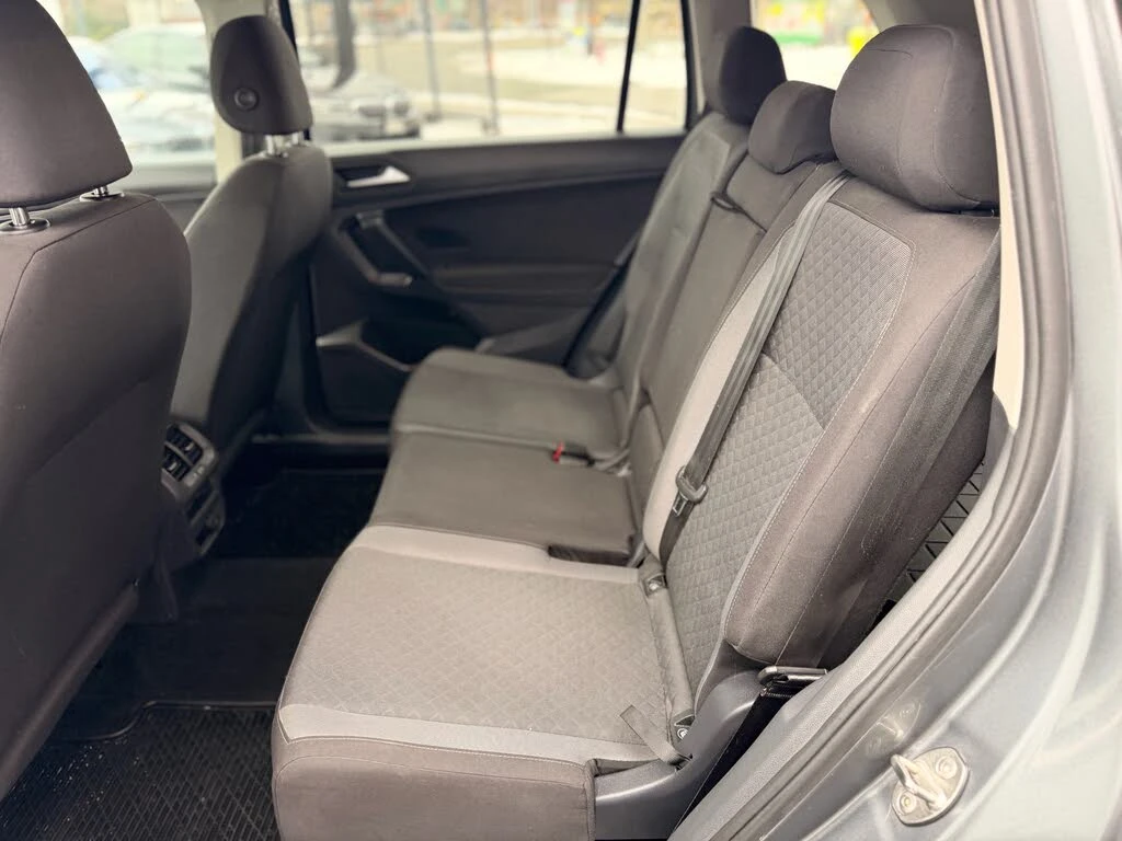 VW Tiguan Trendline 4Motion, снимка 12 - Автомобили и джипове - 53802160