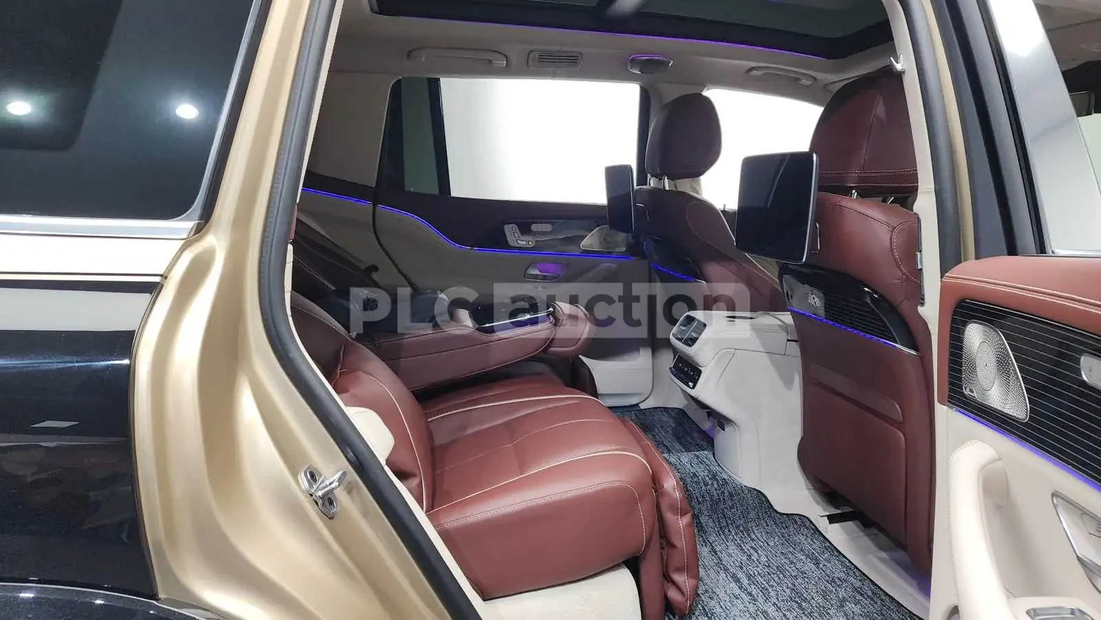 Mercedes-Benz GLS Maybach, снимка 10 - Автомобили и джипове - 54055401