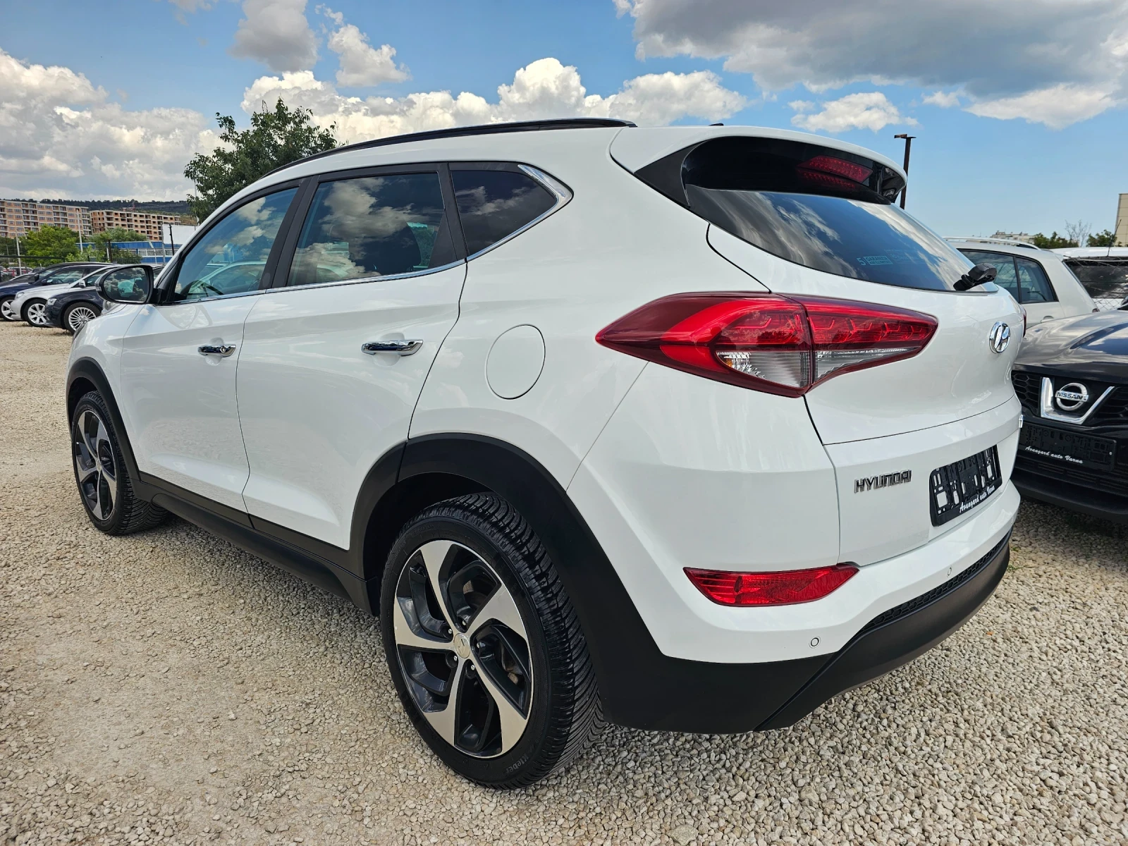 Hyundai Tucson 1.7CRDI, 141к.с., снимка 6 - Автомобили и джипове - 55180745