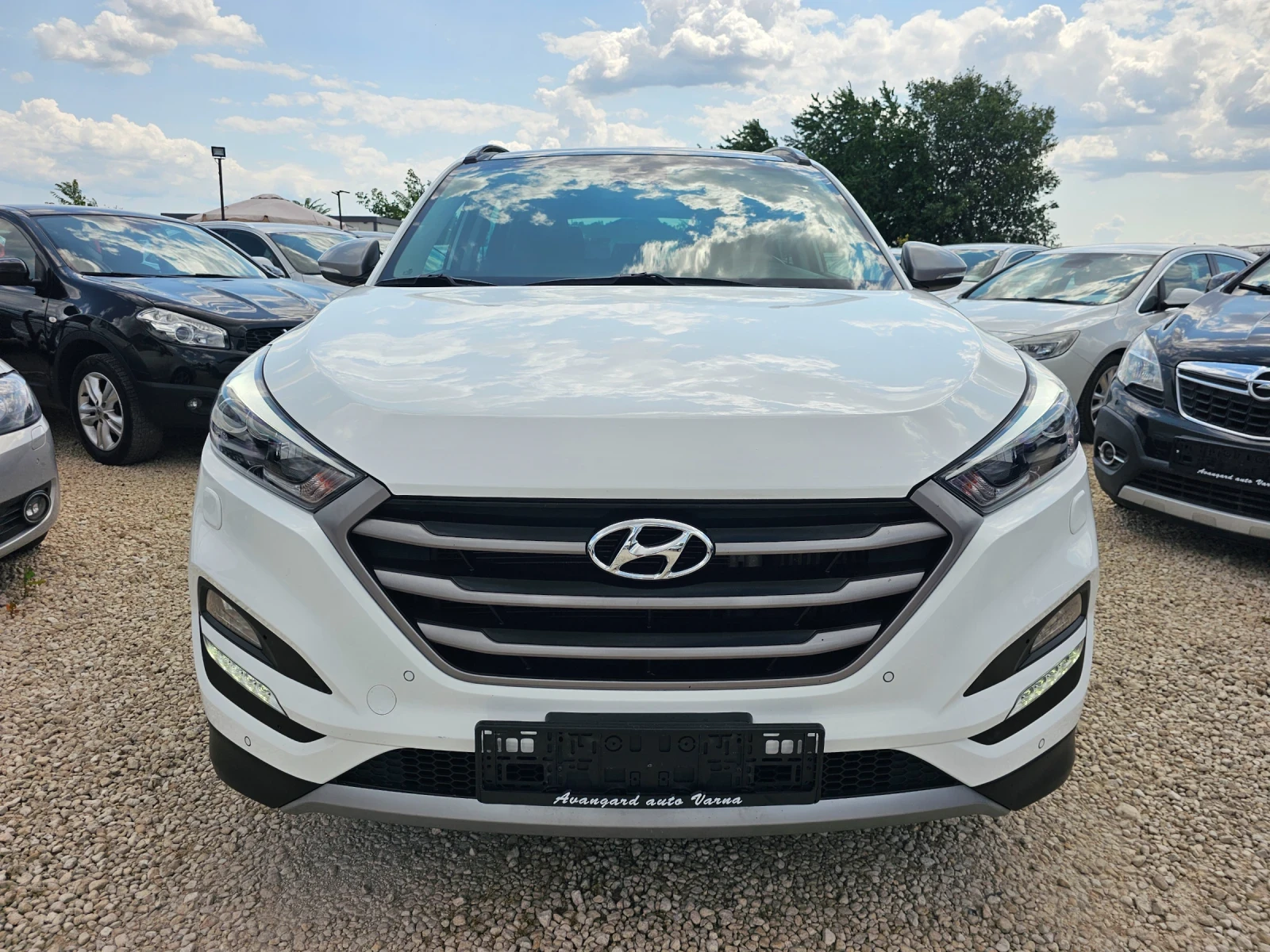 Hyundai Tucson 1.7CRDI, 141к.с., снимка 2 - Автомобили и джипове - 55180745
