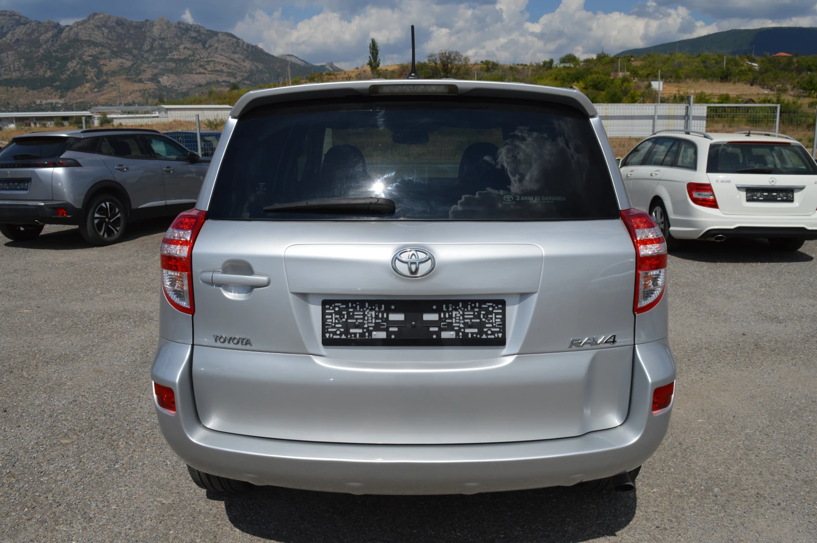 Toyota Rav4 2.2D-4D-FACE-FULL EKSTRI-4x4, снимка 6 - Автомобили и джипове - 55834428