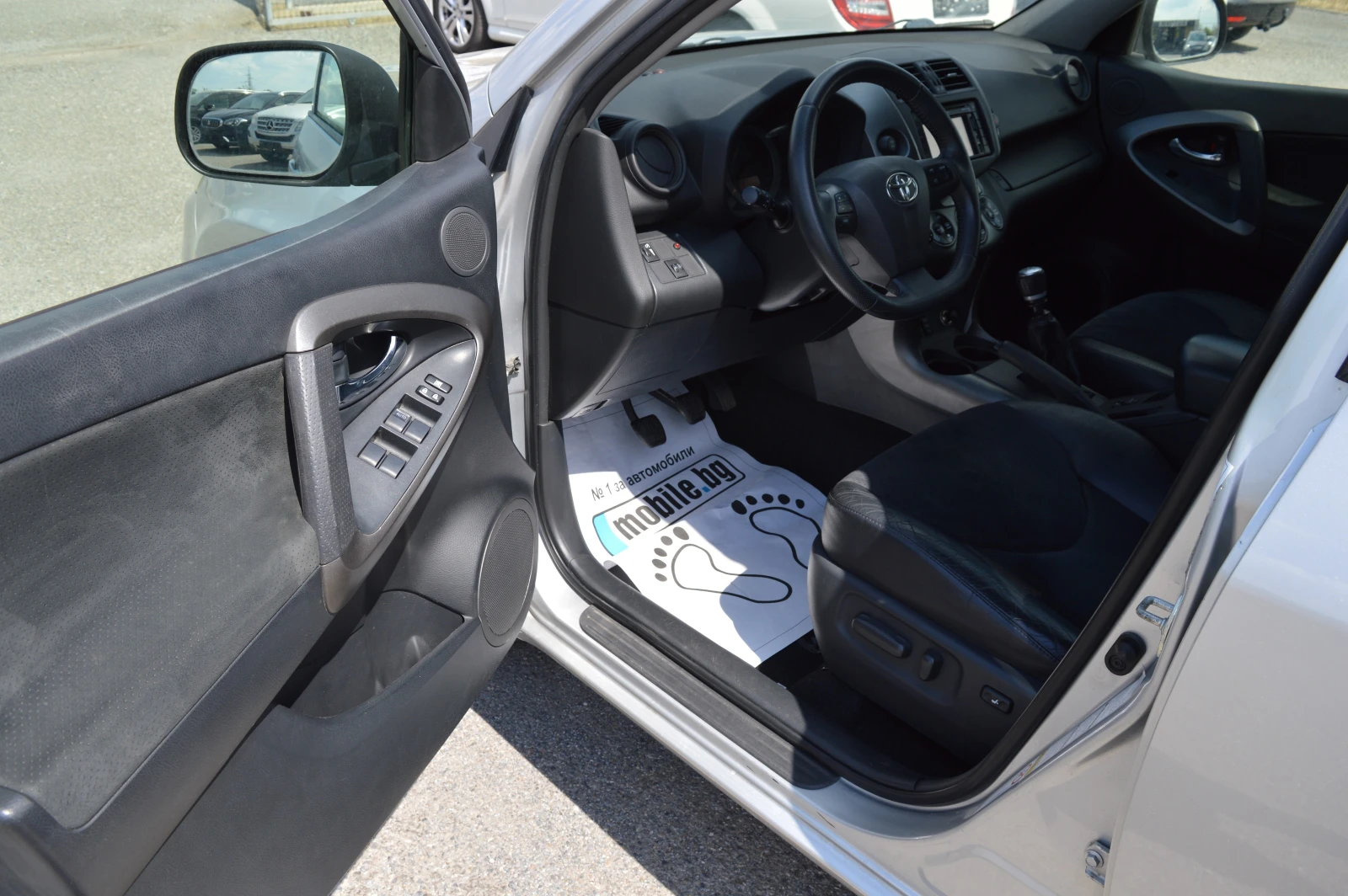 Toyota Rav4 2.2D-4D-FACE-FULL EKSTRI-4x4, снимка 8 - Автомобили и джипове - 55834428