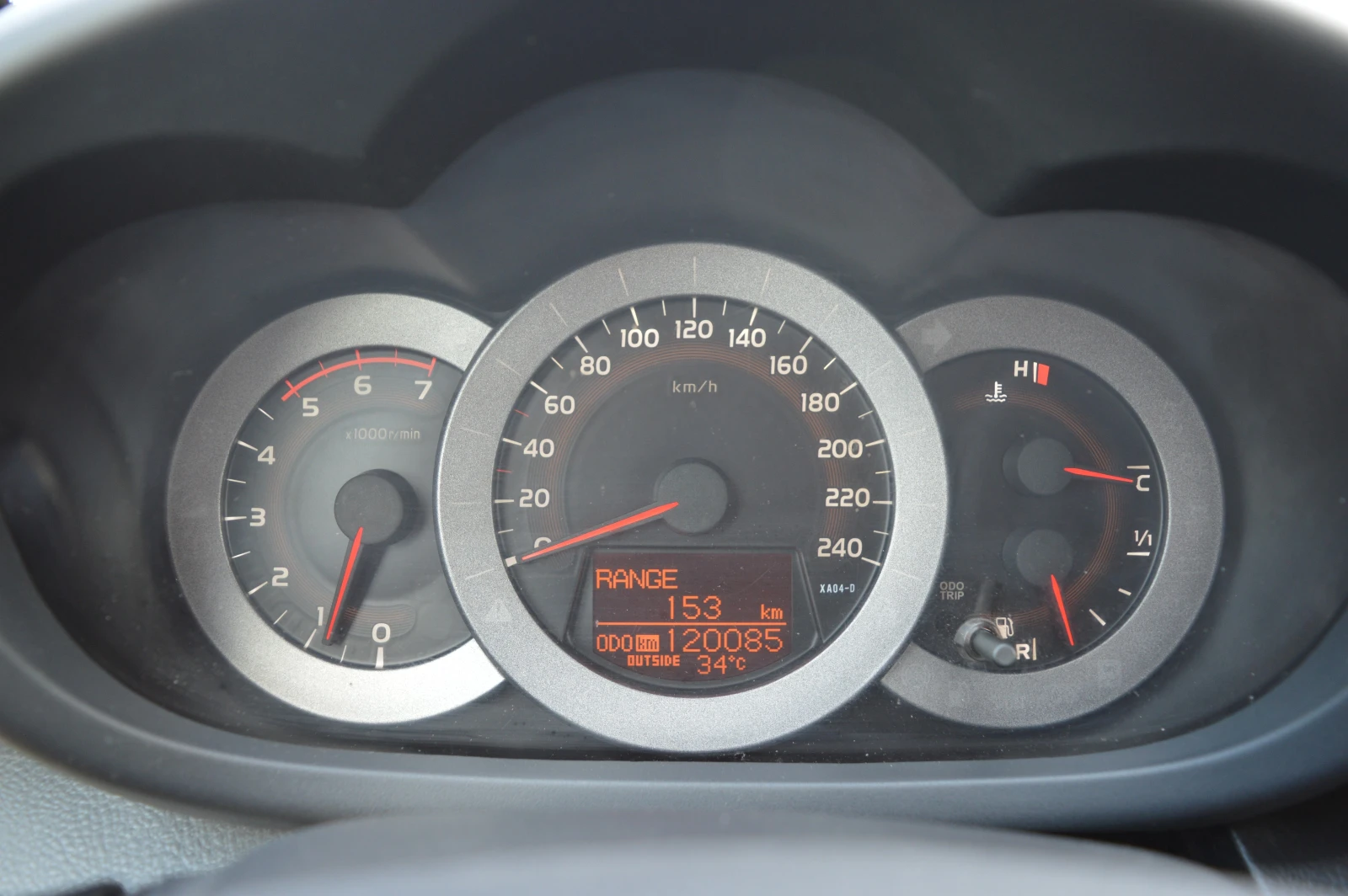 Toyota Rav4 2.2D-4D-FACE-FULL EKSTRI-4x4, снимка 11 - Автомобили и джипове - 55834428