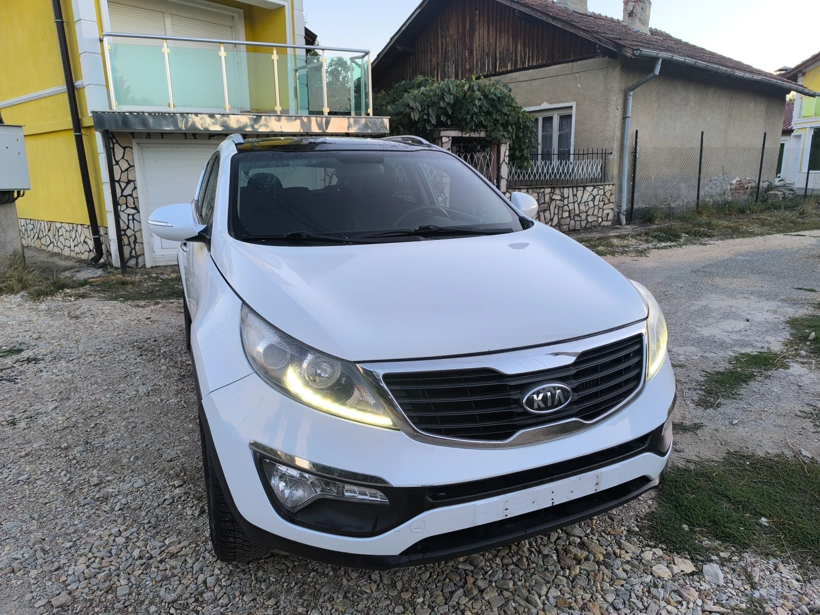 Kia Sportage 1.7 CRDI, снимка 13 - Автомобили и джипове - 55965863