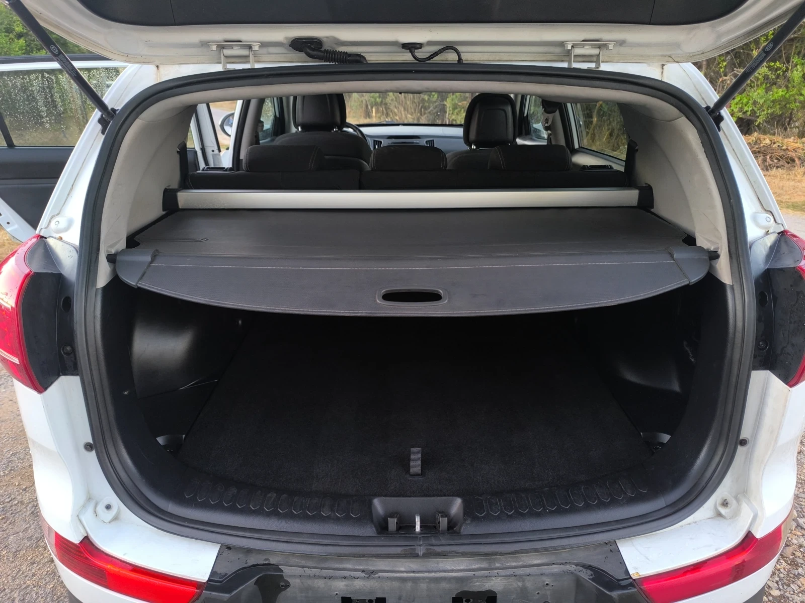 Kia Sportage 1.7 CRDI, снимка 5 - Автомобили и джипове - 55965863