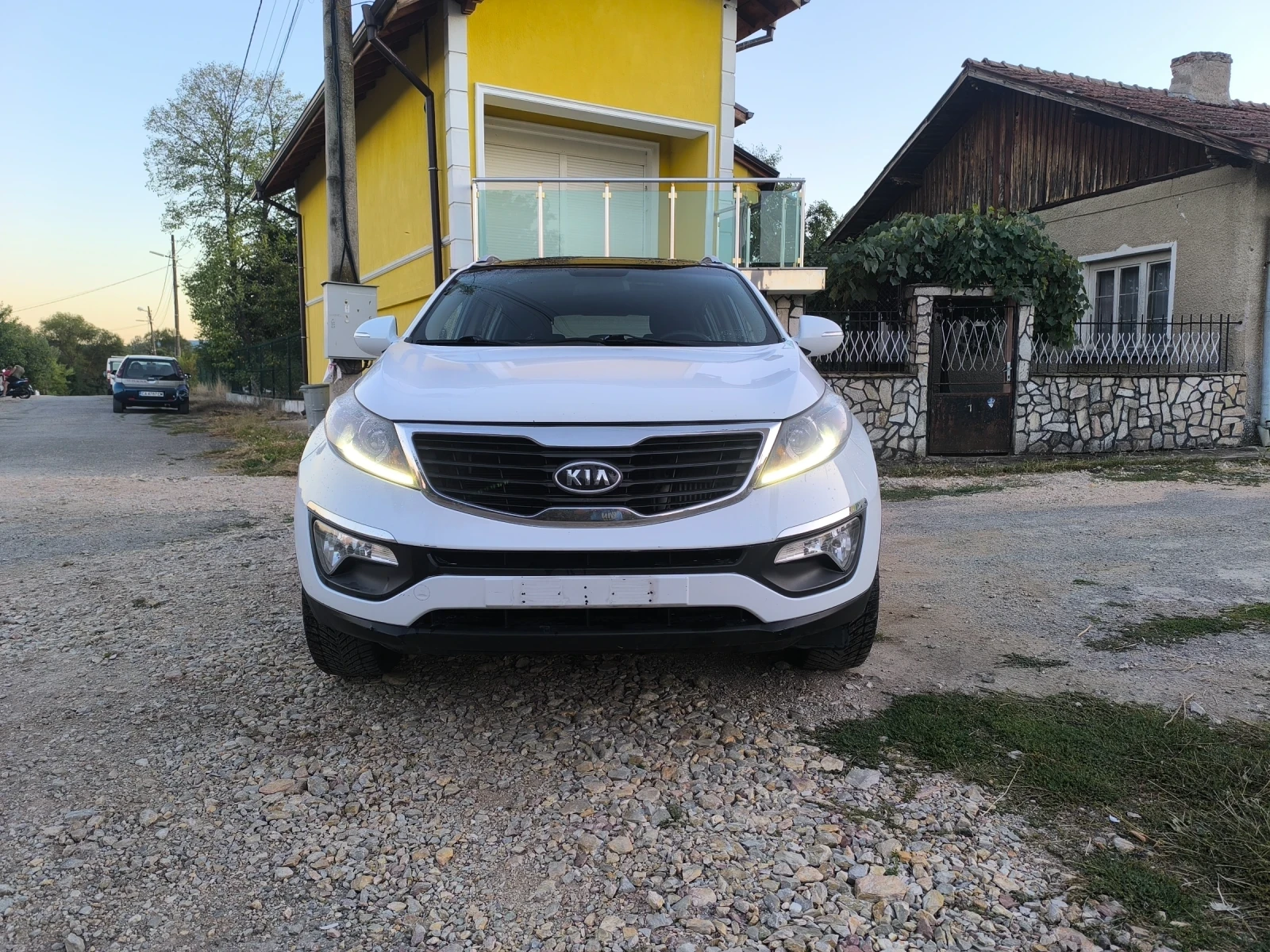 Kia Sportage 1.7 CRDI, снимка 11 - Автомобили и джипове - 55965863
