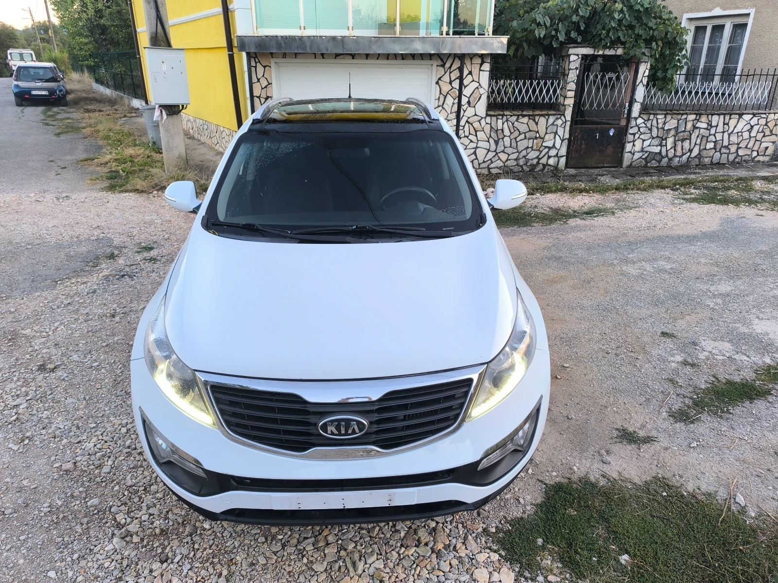 Kia Sportage 1.7 CRDI, снимка 10 - Автомобили и джипове - 55965863