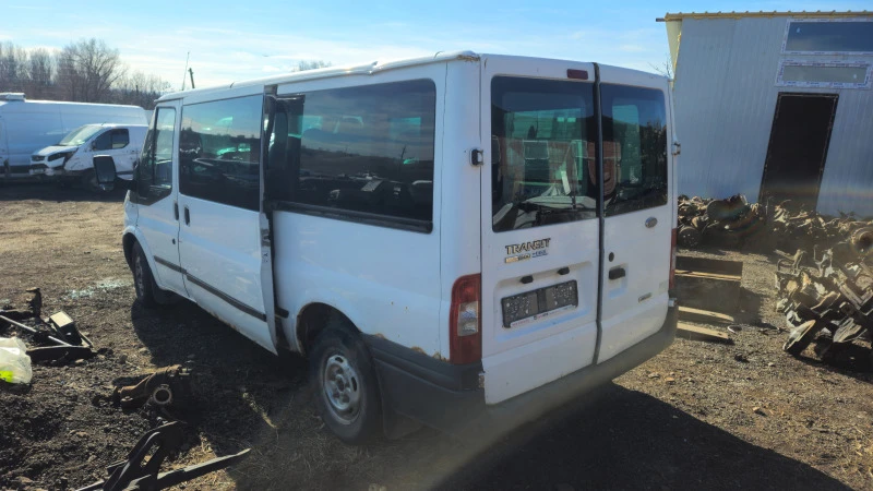 Ford Transit 2.2tdci/на части , снимка 4 - Бусове и автобуси - 44147527