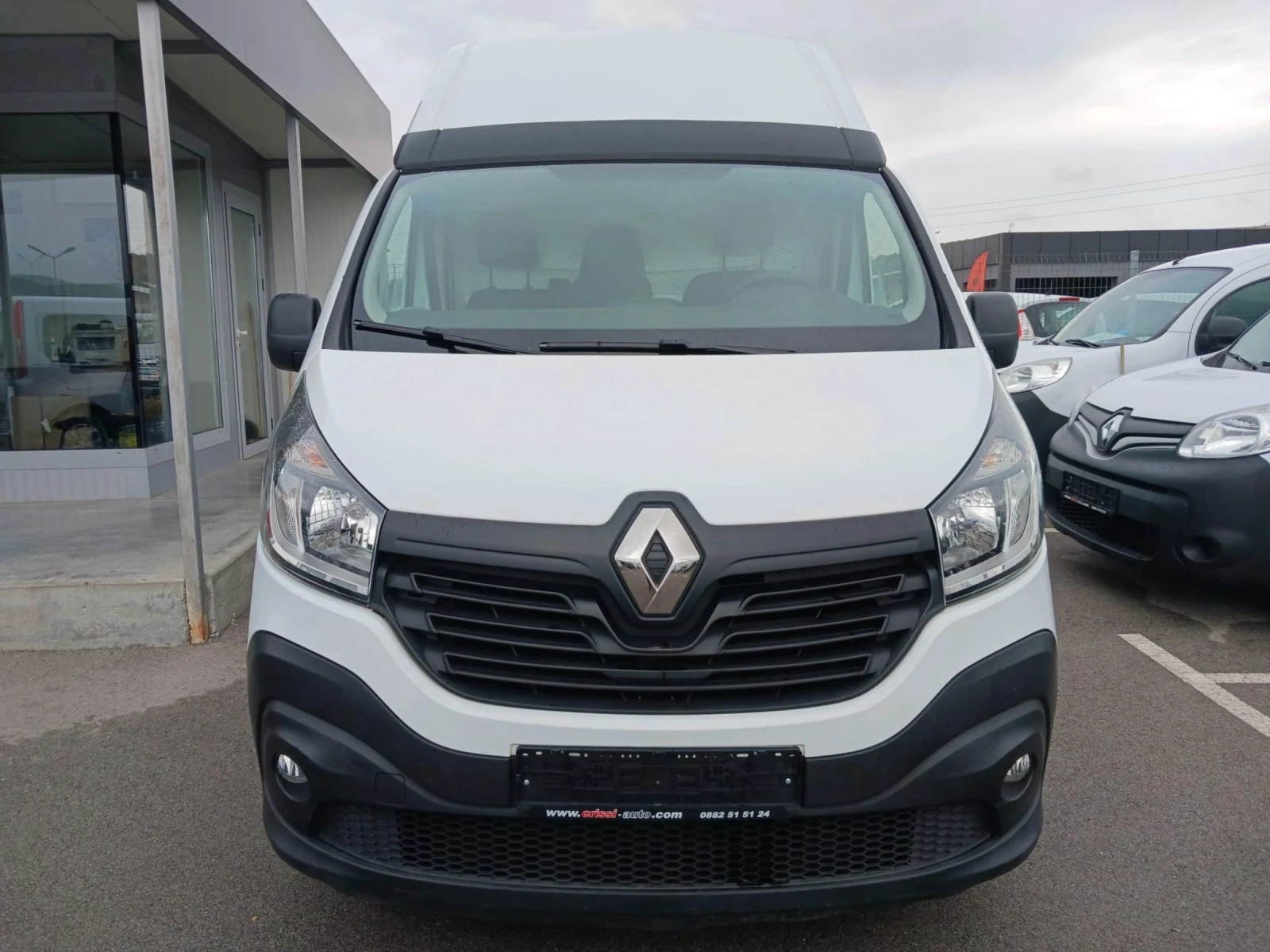 Renault Trafic 1.6 dci - изображение 3