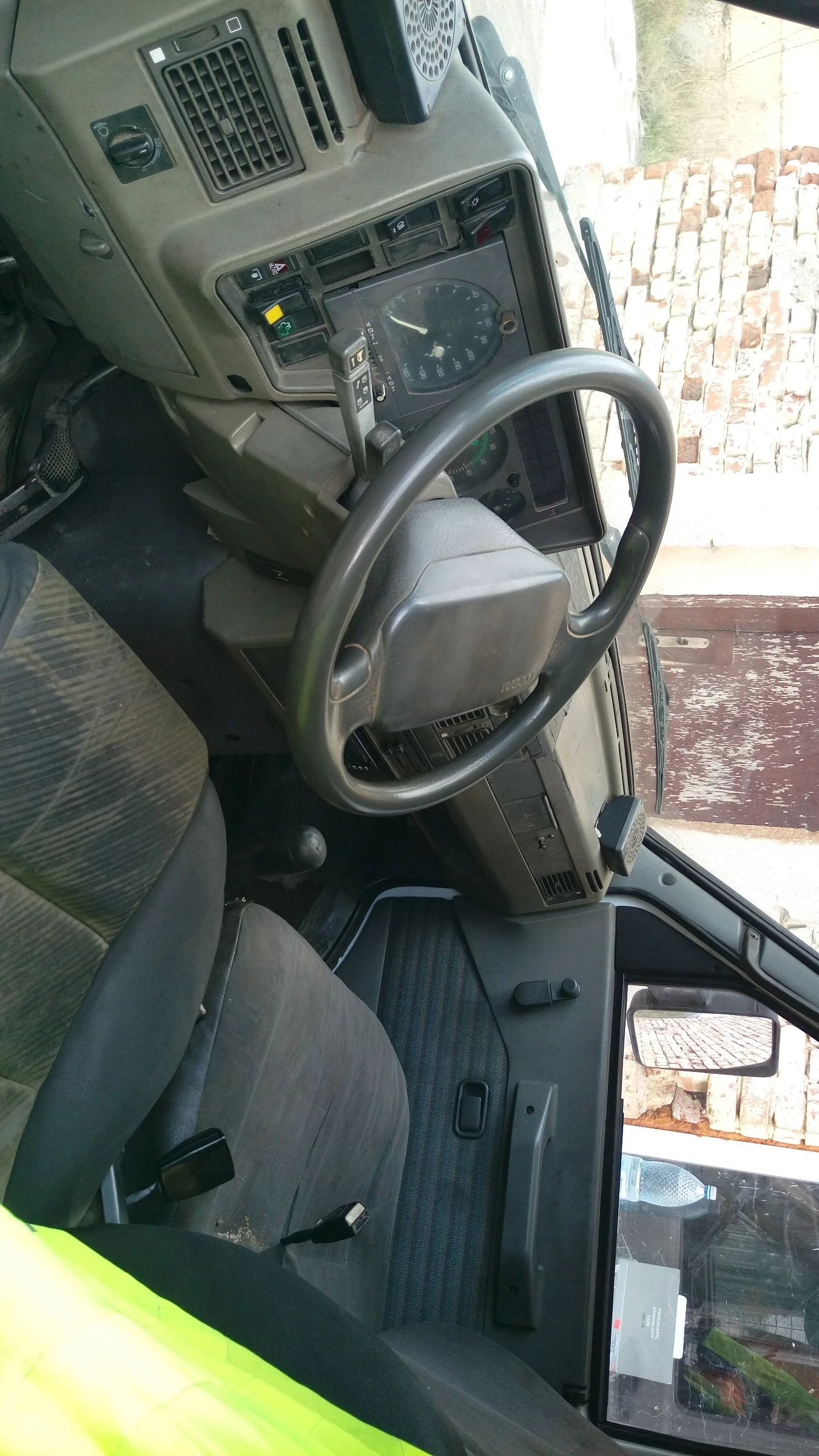 Iveco Daily ПЪТНА ПОМОЩ, снимка 6 - Бусове и автобуси - 54620604