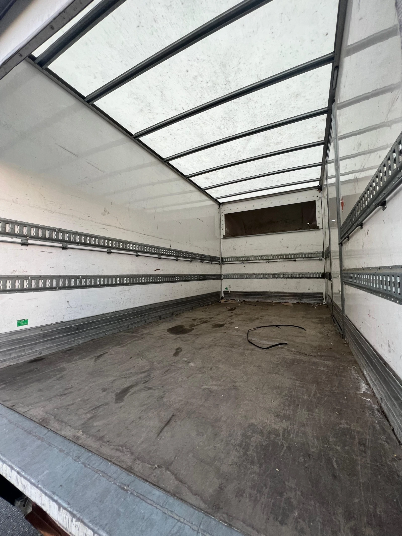 Iveco 35c15 3.0/150кс/3.5 т.Падащ Борд* Евро 5, снимка 5 - Бусове и автобуси - 54188718