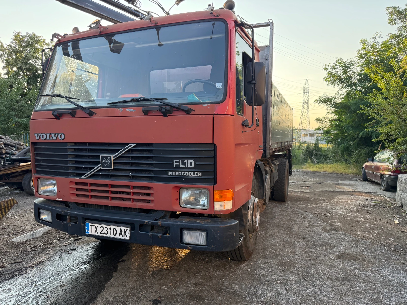 Volvo Fl Fl10 самосвал и кран , снимка 8 - Камиони - 55462917