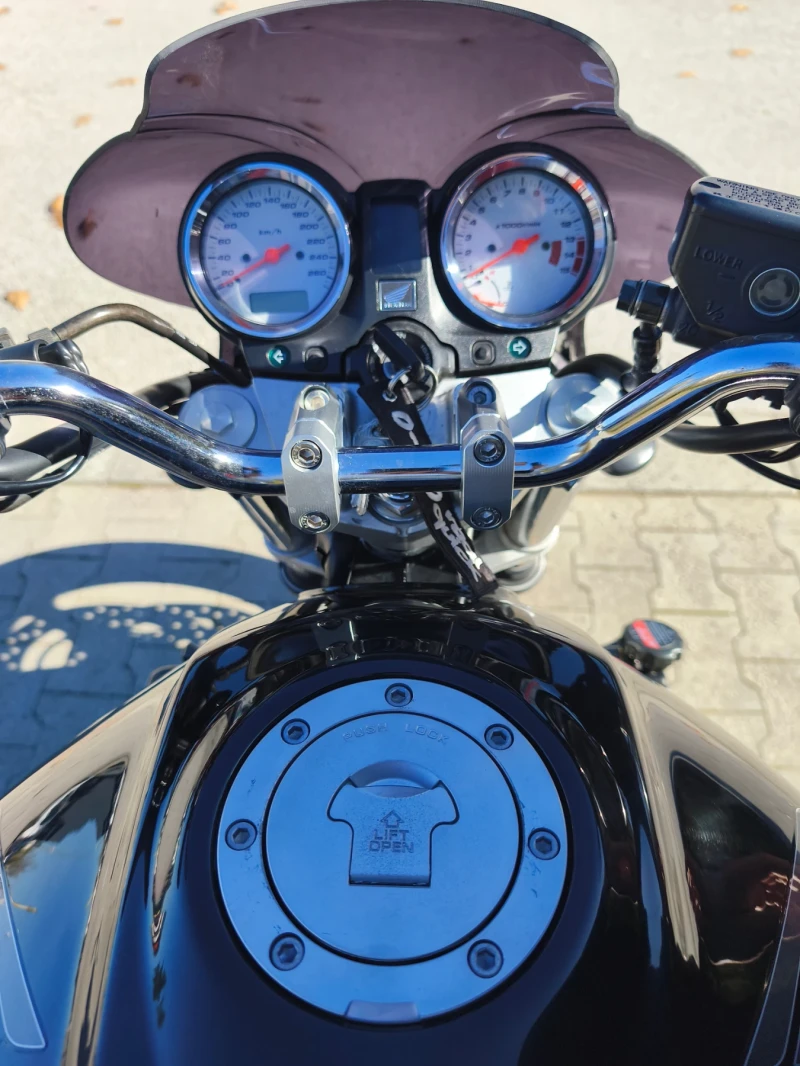 Honda Hornet 600, снимка 8 - Мотоциклети и мототехника - 51216713