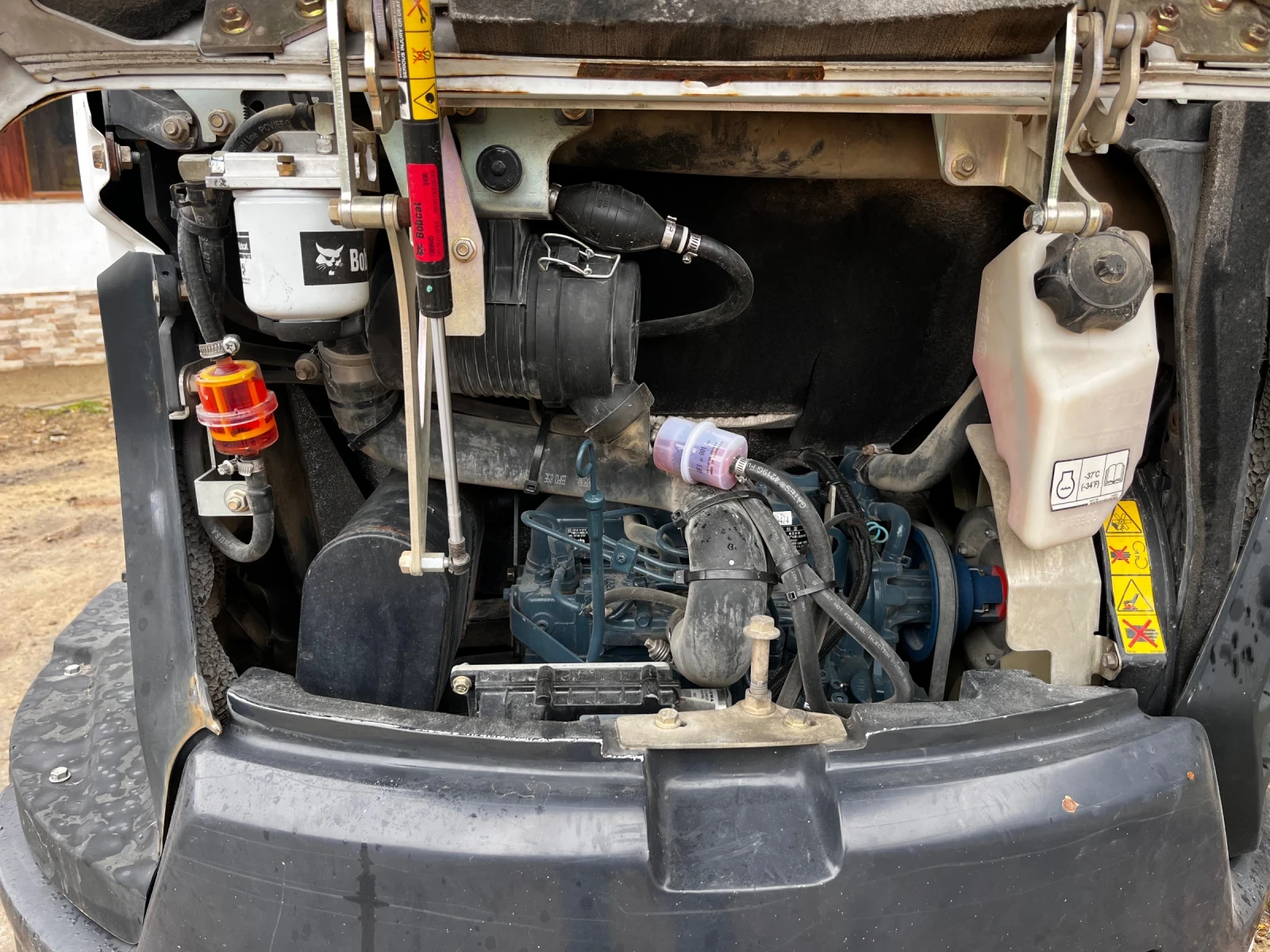 ����� Bobcat �27z | Mobile.bg � ����������� 16