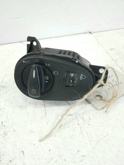 Копче фарове Форд Фокус 1.8тдци