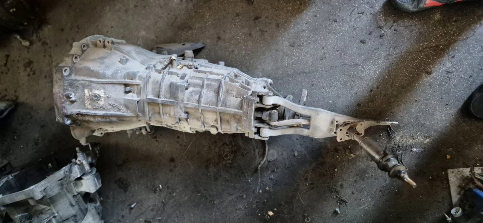     is220 | Mobile.bg   3