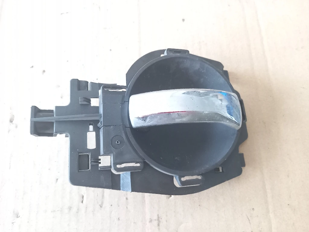 Дръжка врата предна дясна вътрешна Ситроен Ц2