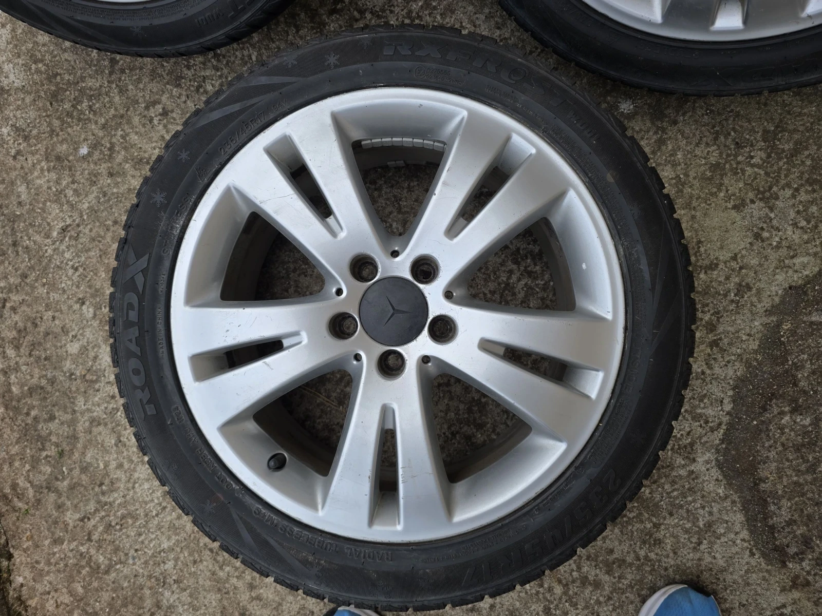 ���� � ������ 235/45R17 �� Mercedes-Benz | Mobile.bg � ����������� 4