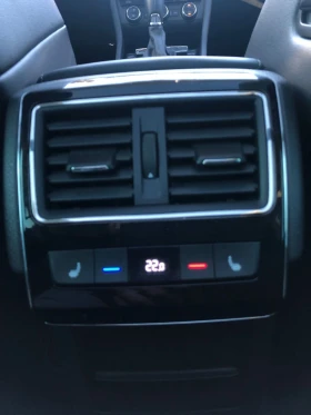 Skoda Superb L&K-2.0-TDI 190кс/DSG-4x4- Автом-Пано-Distro Камер, снимка 11