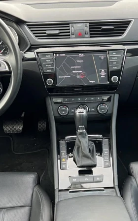 Skoda Superb L&K-2.0-TDI 190кс/DSG-4x4- Автом-Пано-Distro Камер, снимка 9