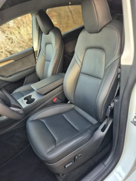 Tesla Model Y Long Range/Dual Motor/12.22г, снимка 11