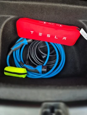 Tesla Model Y Long Range/Dual Motor/12.22г, снимка 8