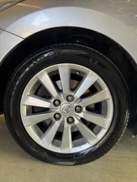 Toyota Auris | Mobile.bg    13