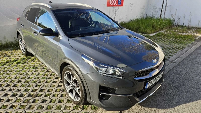 Kia XCeed 1.5T GT Line/LED/NAVI/CAMERA, снимка 2 - Автомобили и джипове - 45010140