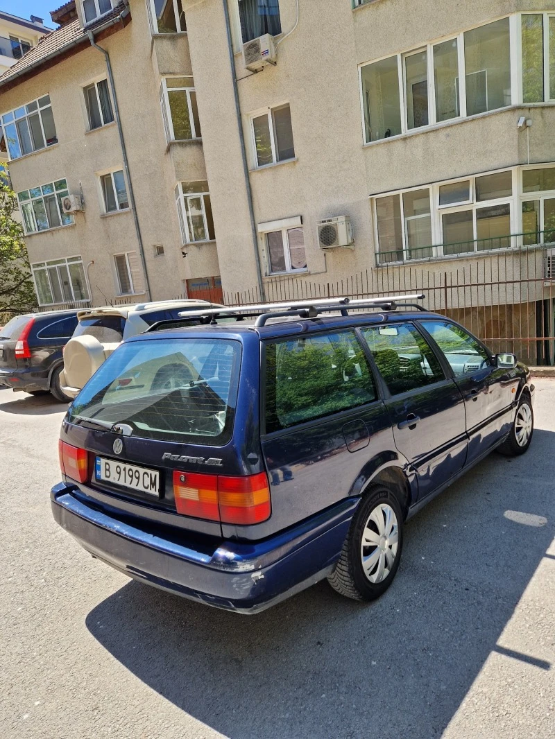 VW Passat, снимка 5 - Автомобили и джипове - 47338759