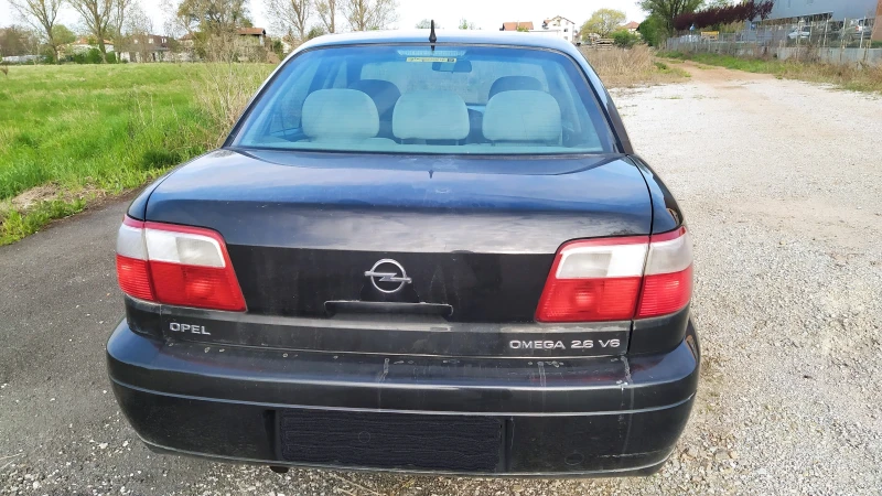 Opel Omega 2.6 V6, снимка 3 - Автомобили и джипове - 48063230