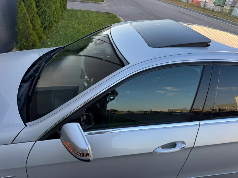 Mercedes-Benz E 350 4Matic, снимка 9 - Автомобили и джипове - 51446160