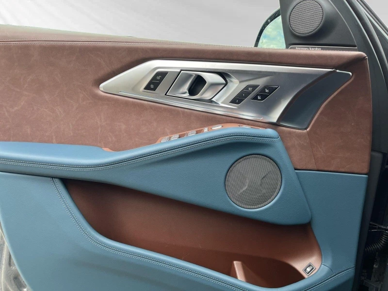 BMW XM 50e PLUG-IN HYBRID H/K INDIVIDUAL, снимка 8 - Автомобили и джипове - 52203602