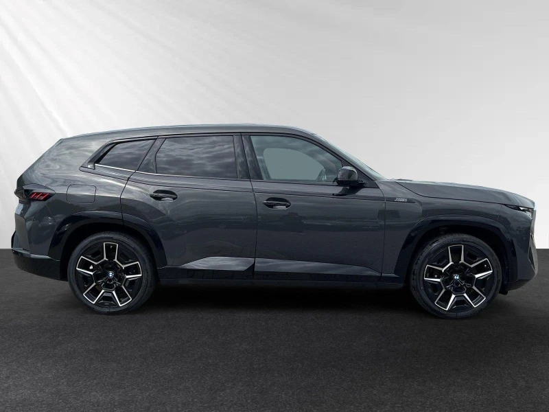 BMW XM 50e PLUG-IN HYBRID H/K INDIVIDUAL, снимка 4 - Автомобили и джипове - 52203602